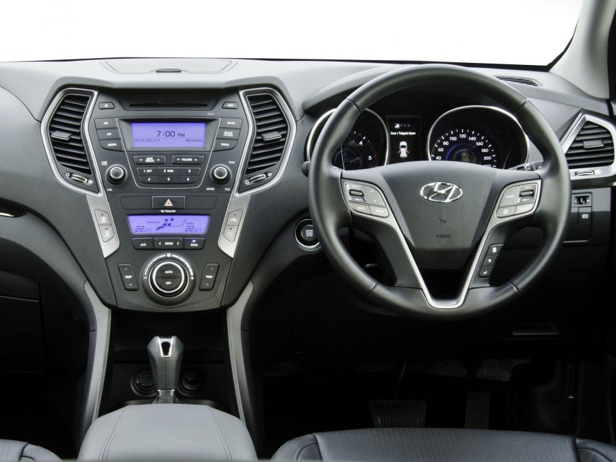  Hyundai Santa Fe 2013 года  (ZA) (фото 7 из 16)